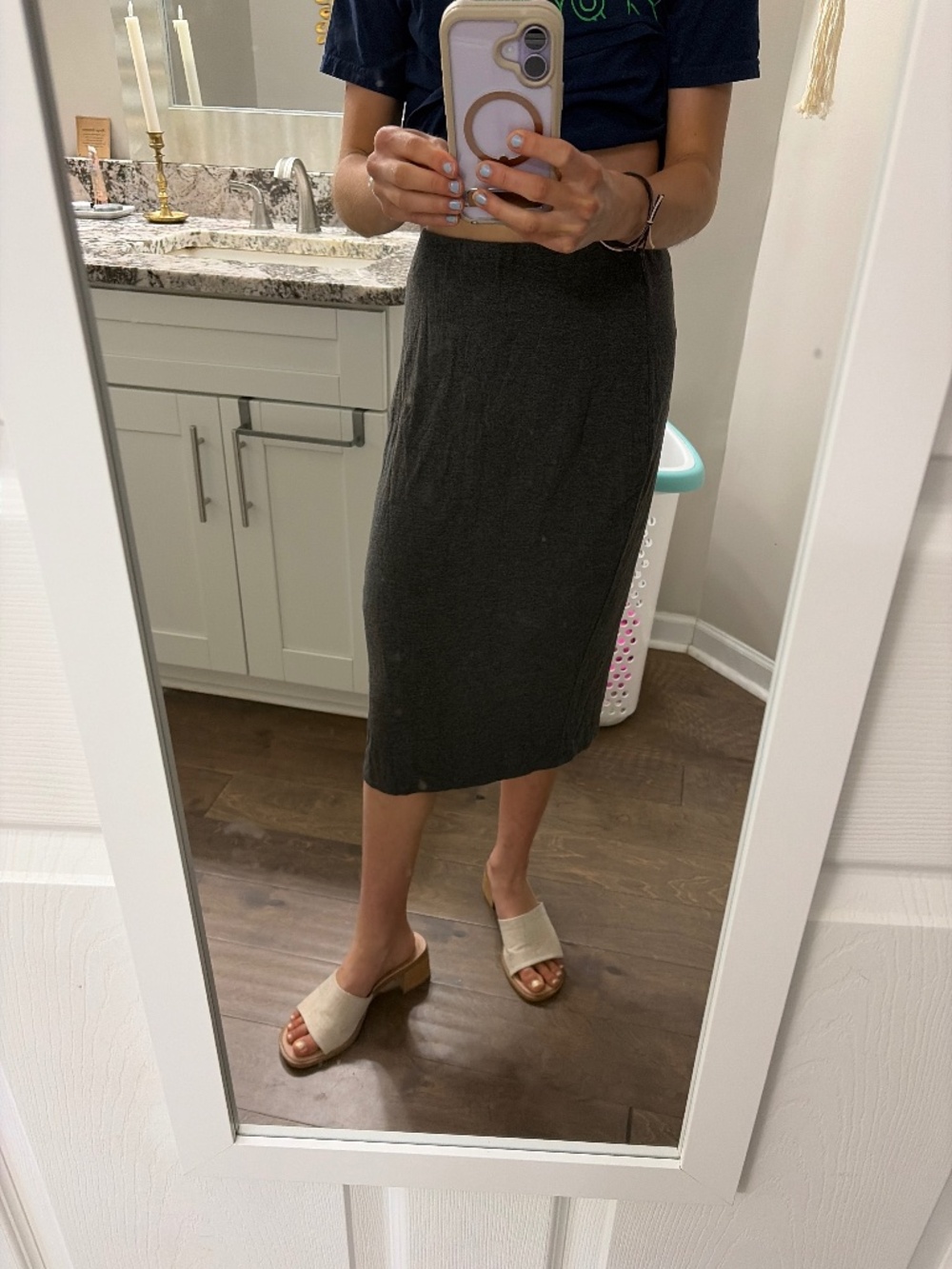 Grey Main Street exchange skirt